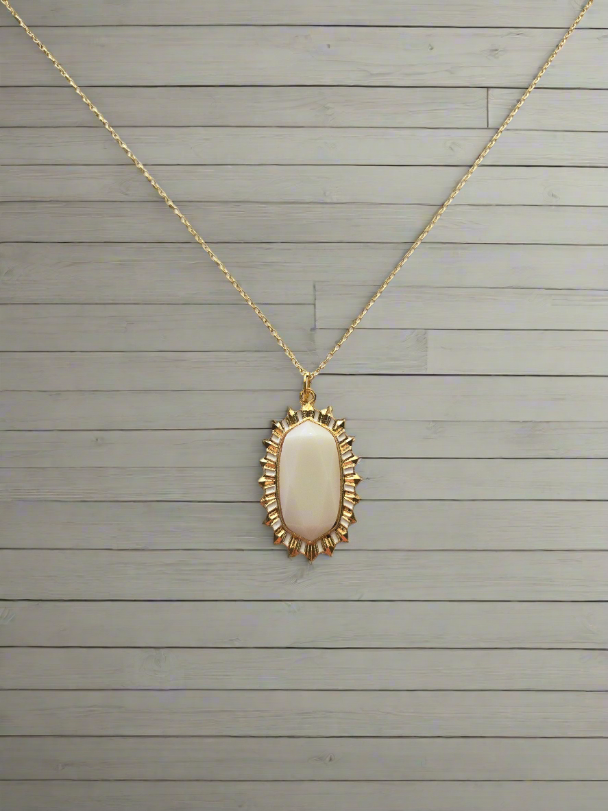 White And Gold Necklace Style # 1261