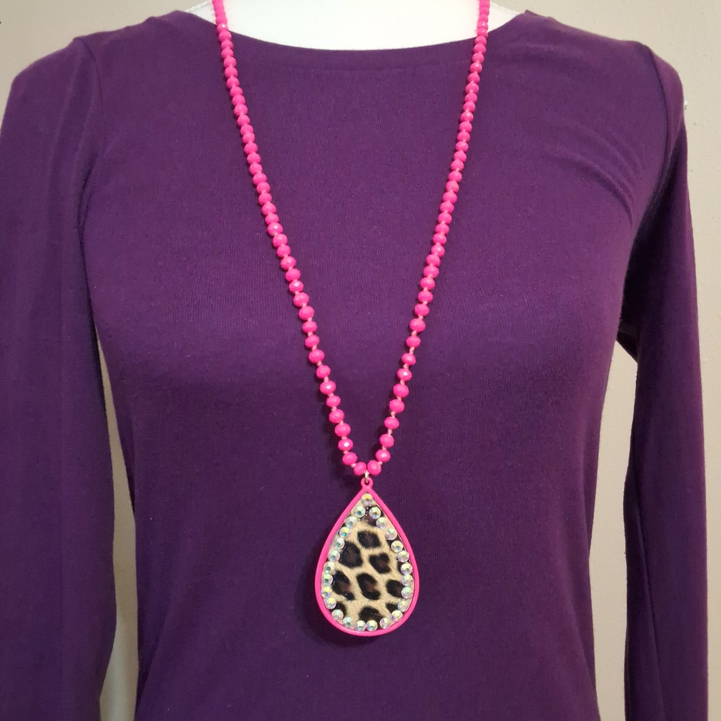 Pink Leopard Print Necklace Style # 899