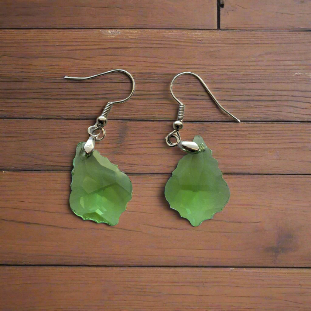 Green Earrings Style # 915