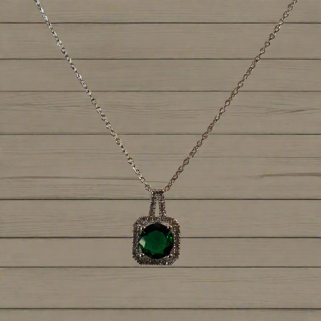 Green Necklace Style # 839