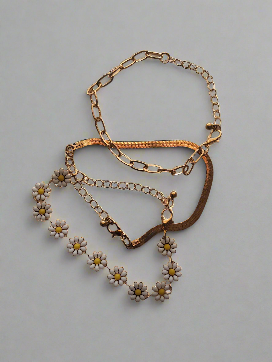 Daisy Gold Bracelet Set Style # 978