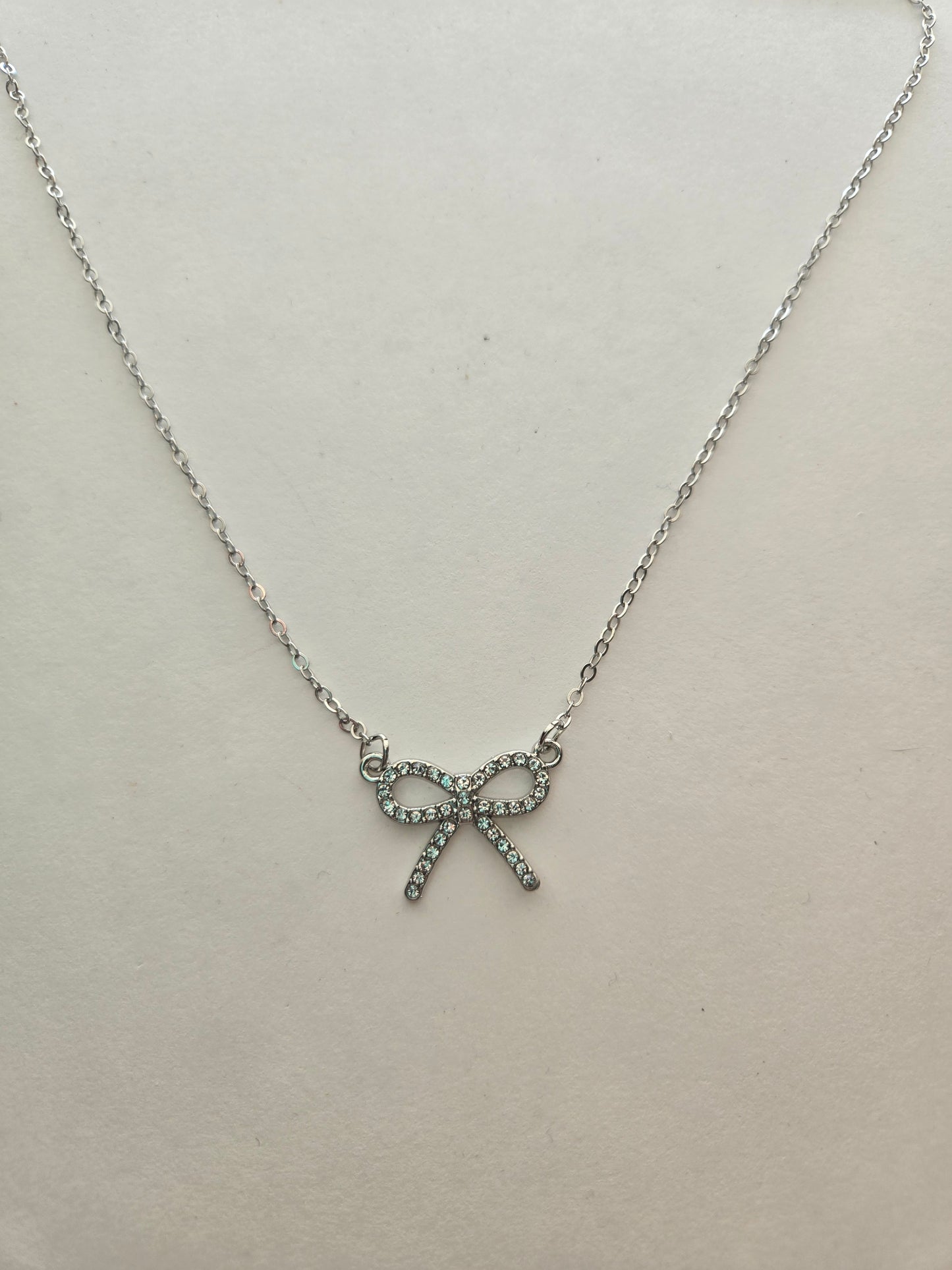 Silver bow necklace style #1195